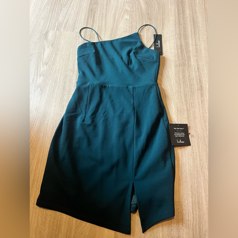 Green xs dress Lulus - with tag (new)